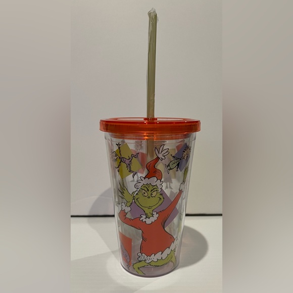 Cute Grinch and Who-ville Tumblers- Set of 2- NWT - Picture 4 of 7